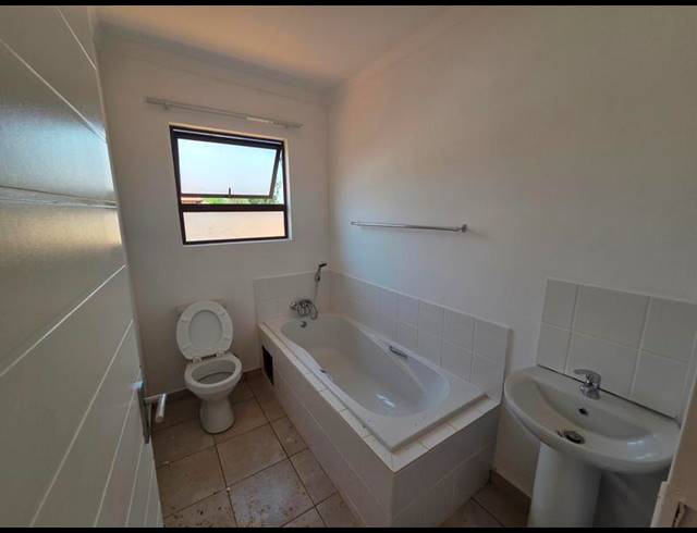 3 BEDROOM HOUSE FOR SALE IN WINDMILL PARK